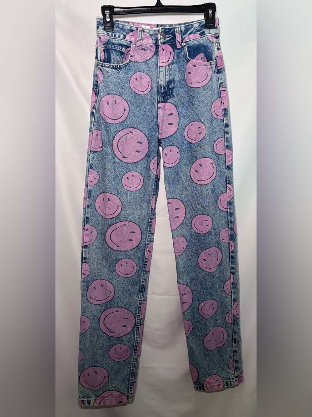 Bershka x Smiley World Originals Smiley Face Print Denim High Waisted Jeans 😊
